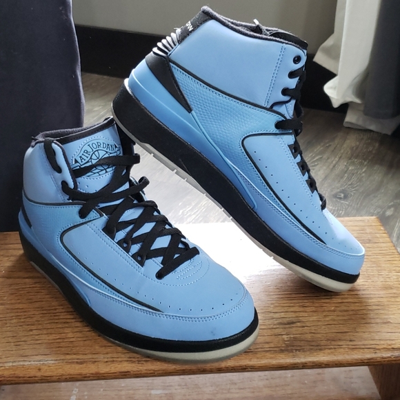 baby blue jordan 2